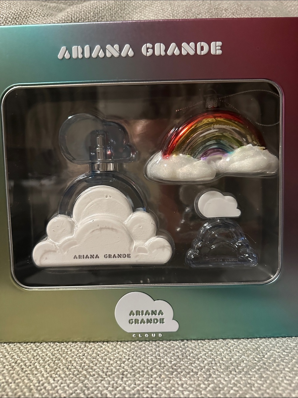 Ariana Grande White & Rainbow Cloud Fragrance Set